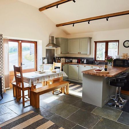 The Old Dairy - Boutique Countryside Cottage At Harrys Cottages Pen-y-Clawdd Εξωτερικό φωτογραφία
