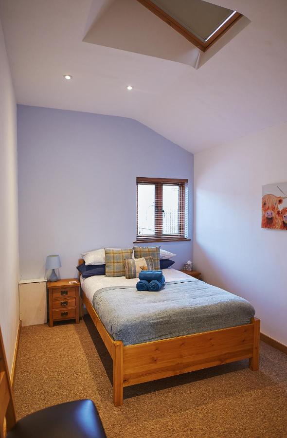 The Old Dairy - Boutique Countryside Cottage At Harrys Cottages Pen-y-Clawdd Εξωτερικό φωτογραφία