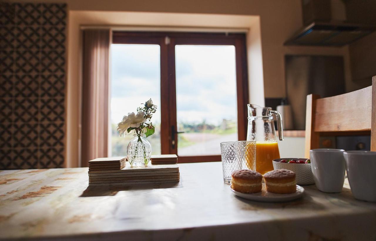 The Old Dairy - Boutique Countryside Cottage At Harrys Cottages Pen-y-Clawdd Εξωτερικό φωτογραφία